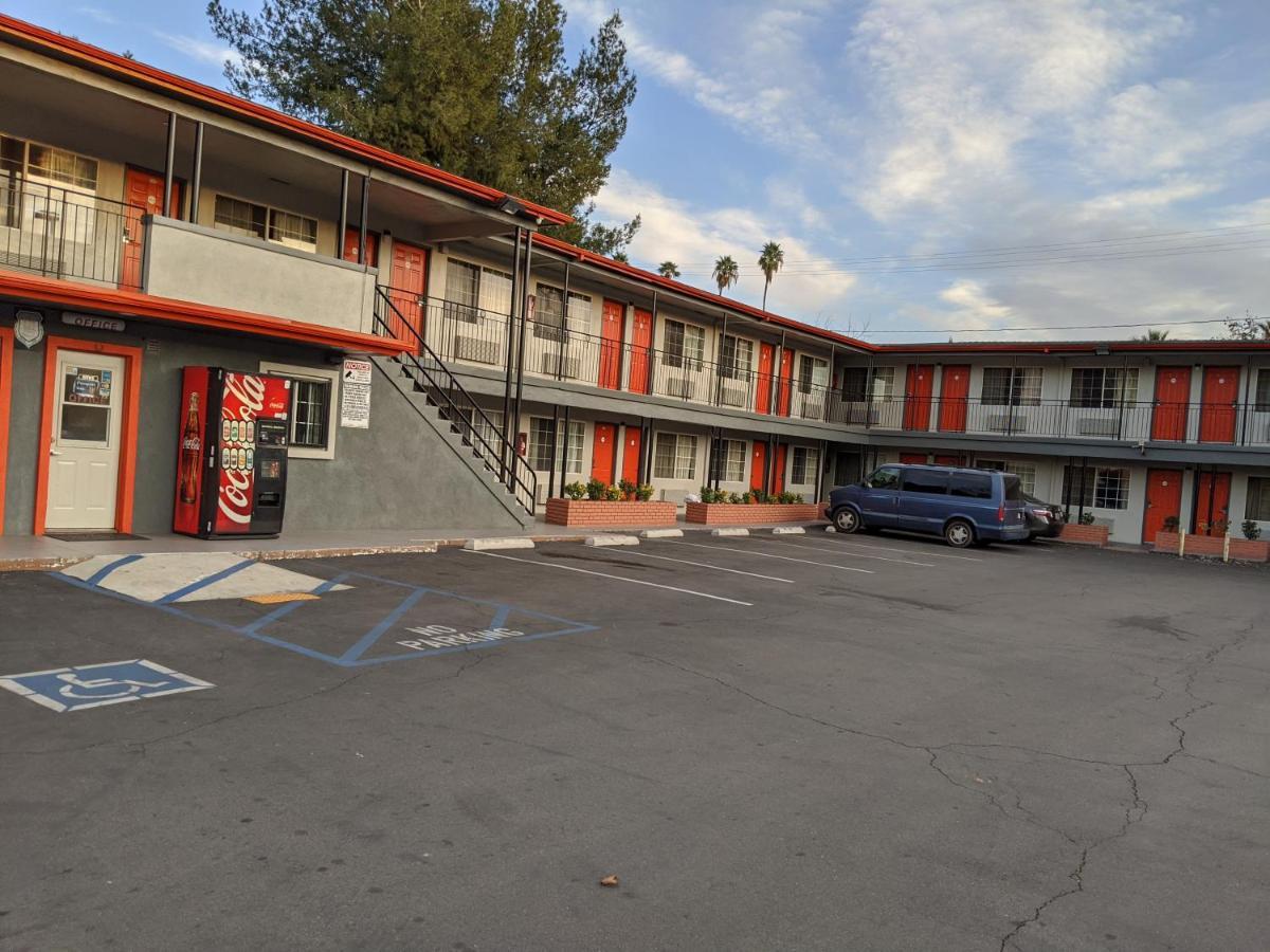 Hotel Pomona Ca - I-10 & Hwy 71 Exterior photo